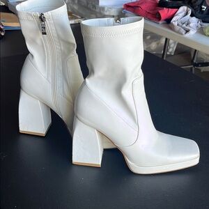 Princess Polly White Heeled Boots with Chunky Heel